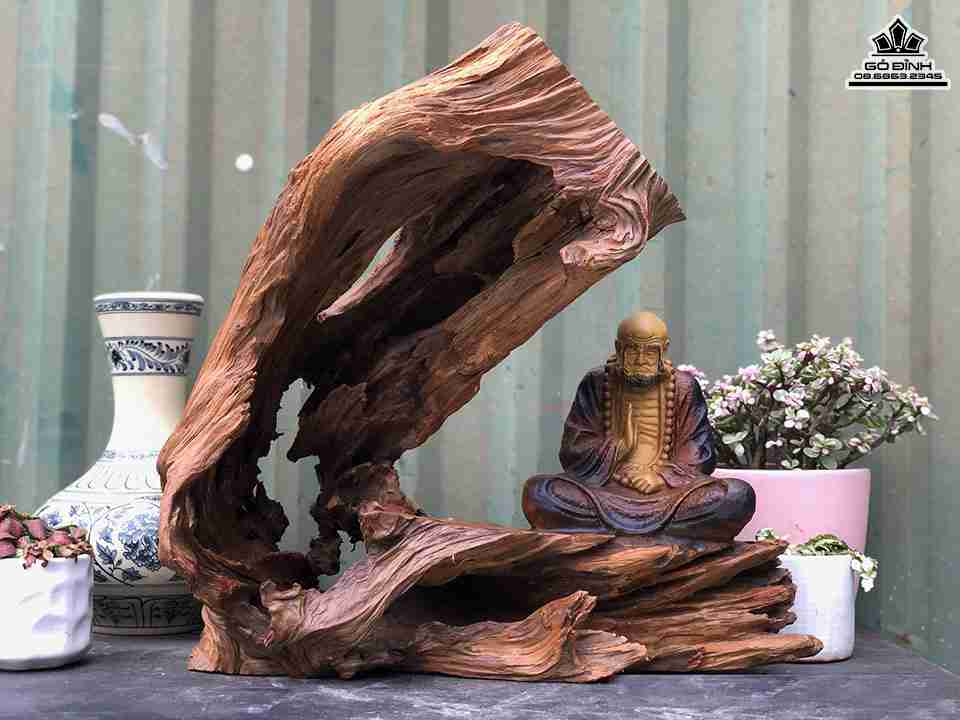 Tuong-Dat-Ma-Su-To-Ngoi-Thien-Go-Bach-Xanh-1