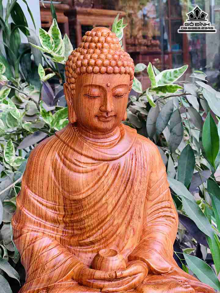 Tuong-Phat-Thich-Ca-Go-Huong