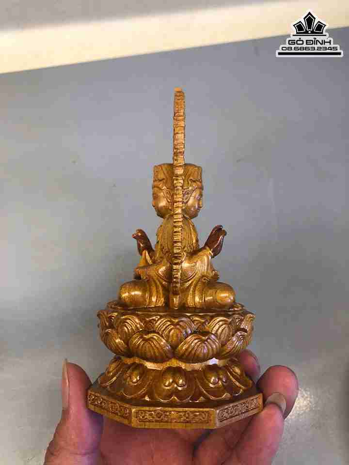 Tuong-Phat-Ba-Quan-Am-De-Xe-Go-Bach-Xanh-1