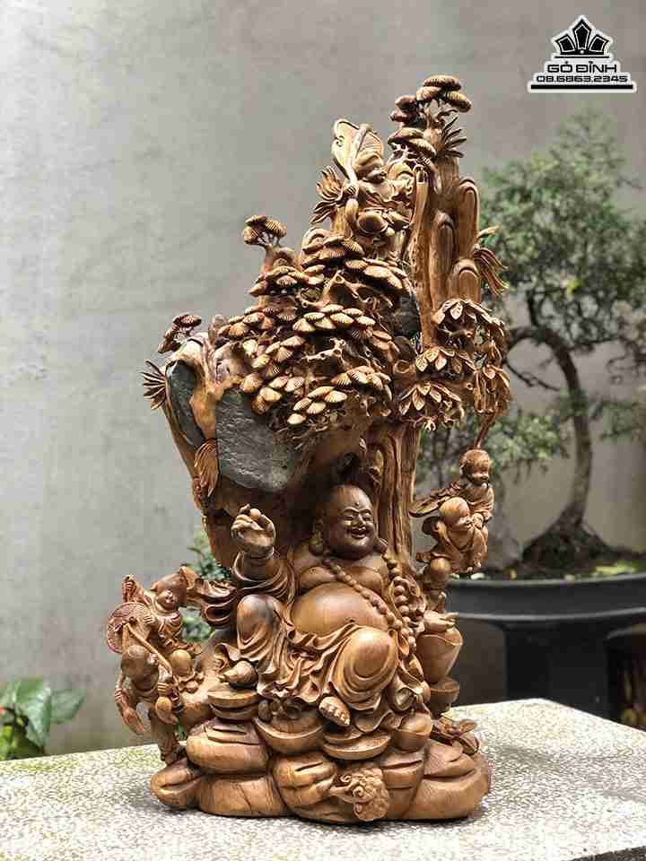 Tuong-Phat-Di-Lac-Ngu-Phuc-Om-Da-Go-Bach-Xanh