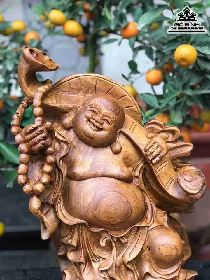 Tuong-Phat-Di-Lac-Cam-Nhu-Y-Go-Bach-Xanh