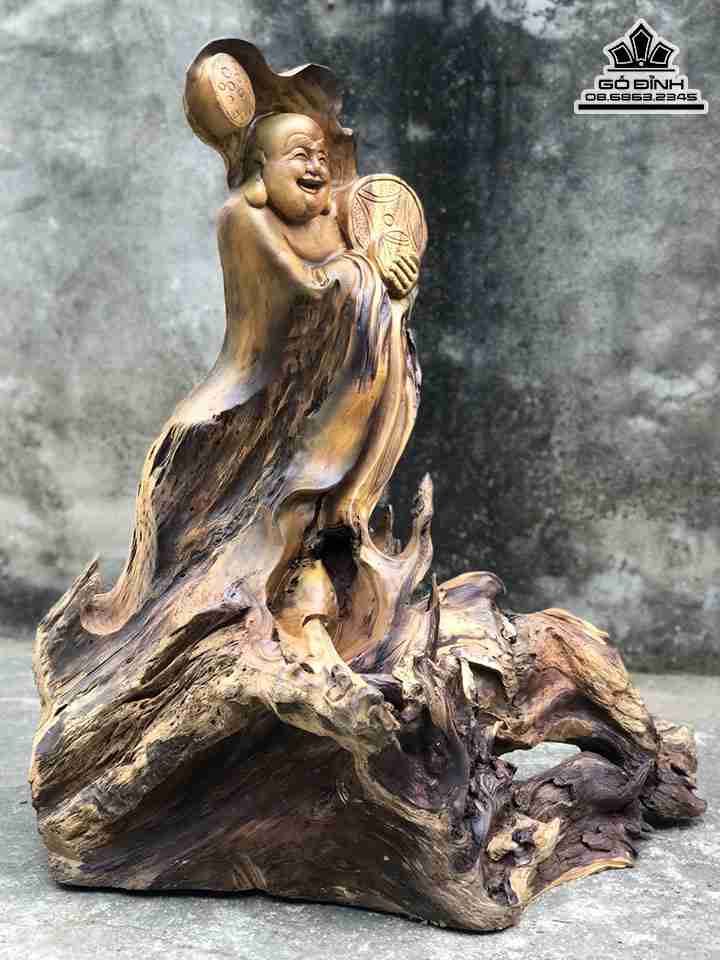 Tuong-Phat-Di-Lac-Dung-Go