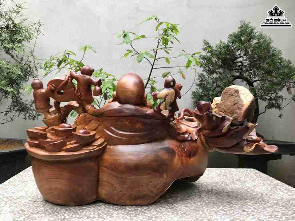 Tuong-Phat-Di-Lac-Chan-Bao-Tien-Go-Huong