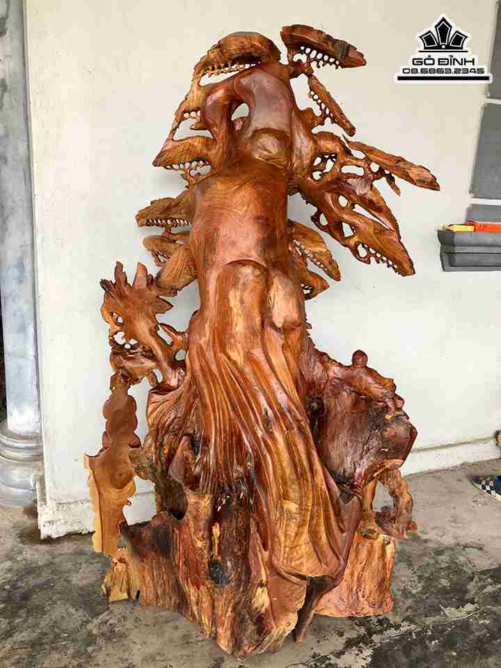 Tuong-Phat-Di-Lac-Dung-Goc-Tung-Go-Huong