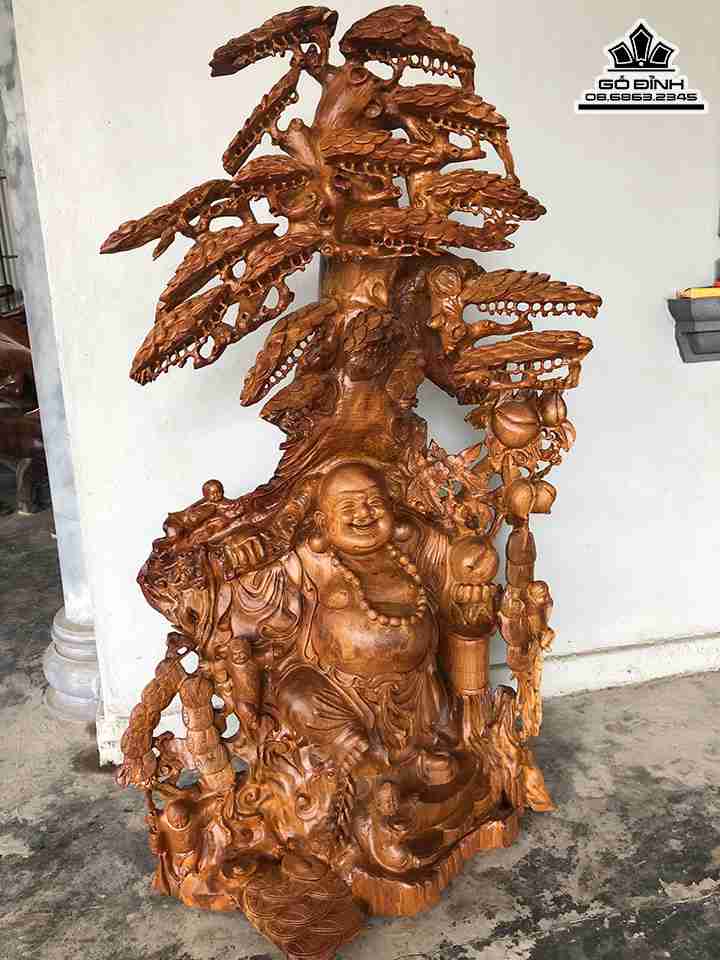 Tuong-Phat-Di-Lac-Dung-Goc-Tung-Go