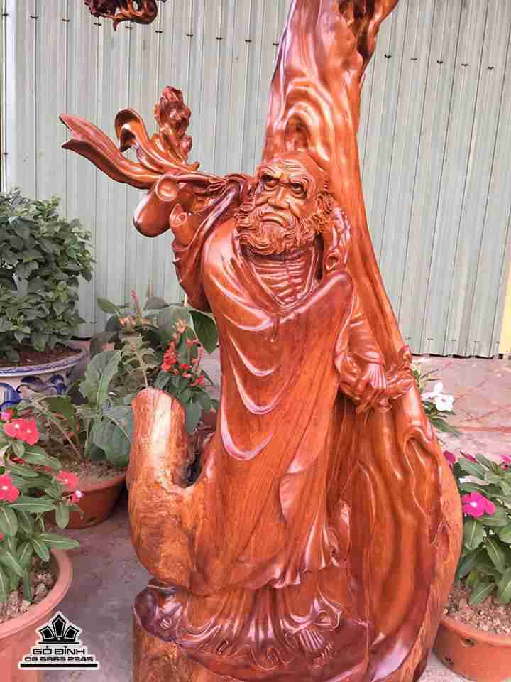 Đạt ma gỗ hương 1