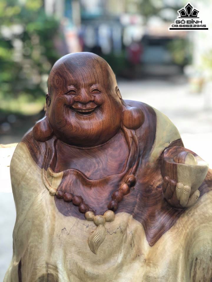 Phật di lặc gỗ hương 1