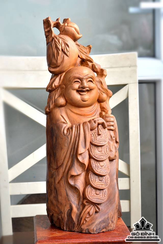 Phật di lặc vác xâu tiền gỗ ngọc am hà giang 1