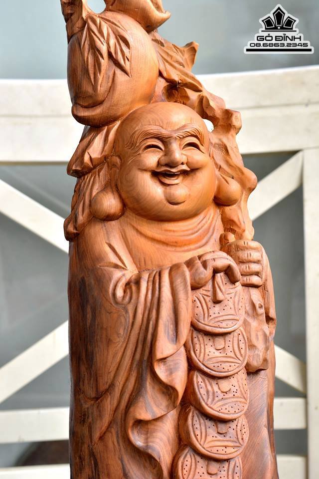 Phật di lặc vác xâu tiền gỗ ngọc am hà giang 2