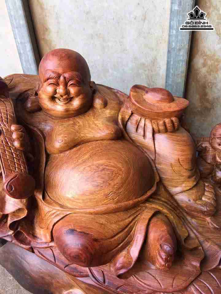 Phật di lặc gỗ hương 1