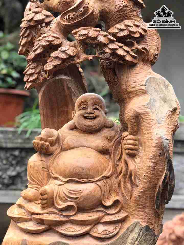 Phat-Di-Lac-Ngoi-Goc-Tung