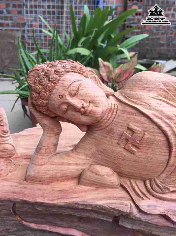 Phật nằm ngủ gỗ hương dài 62 cao 46  dày 27 (cm)2