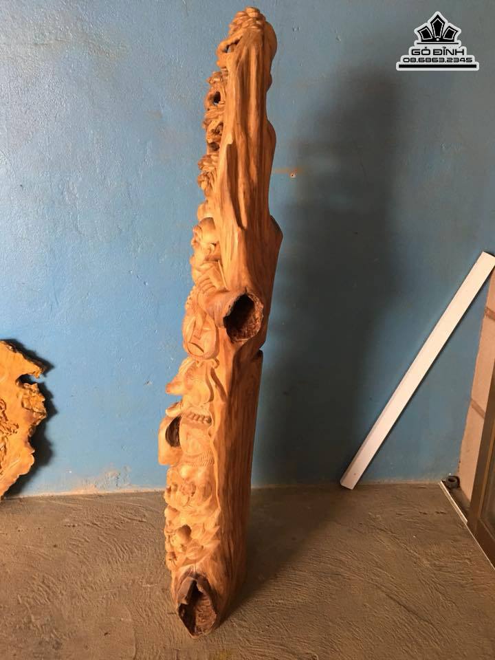 Phật di lặc đứng gốc tùng gỗ Ngọc Am thơm  3