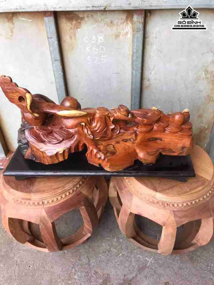 Phật di lặc ngồi vác cành đào gỗ hương   4