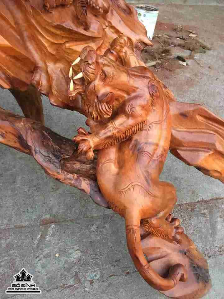 Anh hùng tương ngộ gỗ hương  5