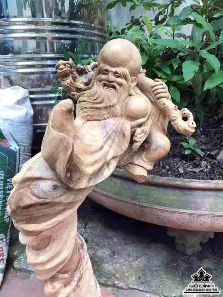 Ông thọ vác gậy như ý gỗ lũa bách xanh  2