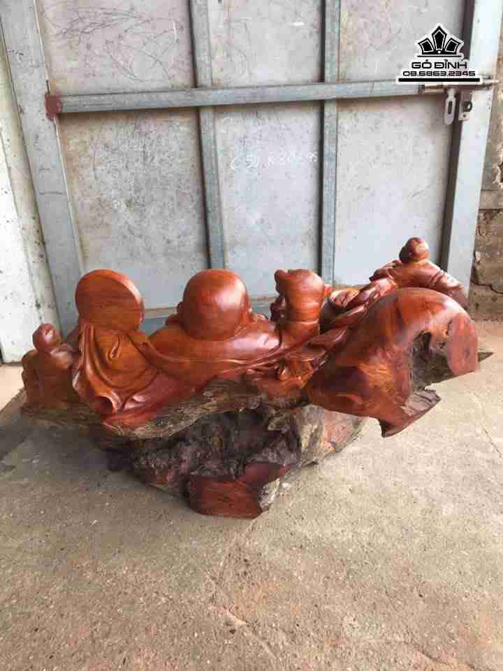 mua-tuong-Phat-di-lac-ngu-phuc-go-huong-om-da-cao-50-rong-80-day-45-cm