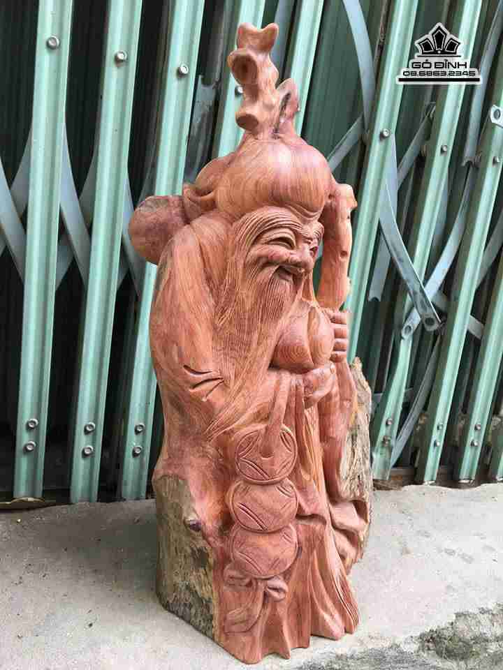 mua-tuong-Ong-tho-go-huong-cao-38-rong-30-day-13-cm