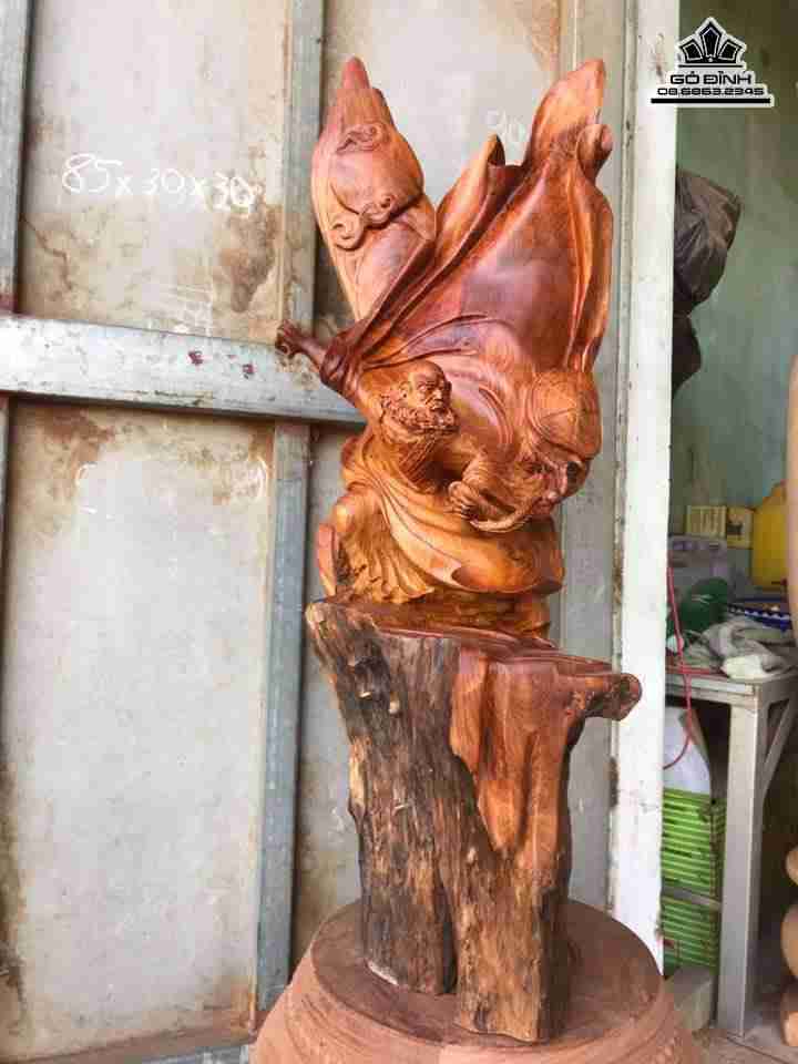 Dat-ma-xuat-quyen-go-huong-cao-85-rong-30-day-30-cm