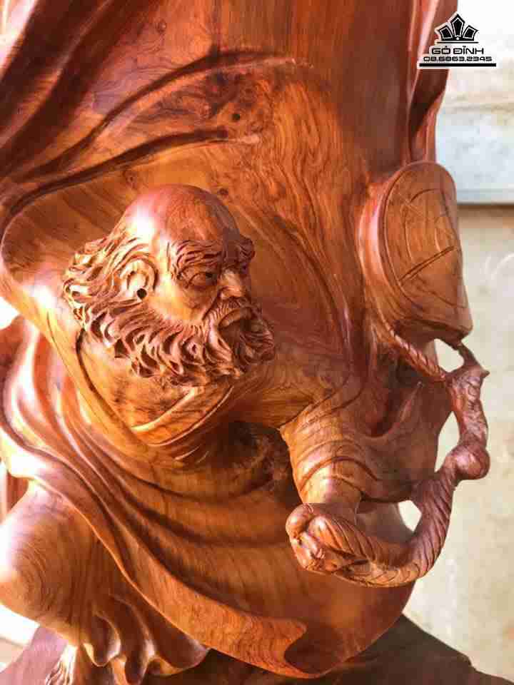 Mua-tuong-Dat-ma-xuat-quyen-go-huong-cao-85-rong-30-day-30-cm