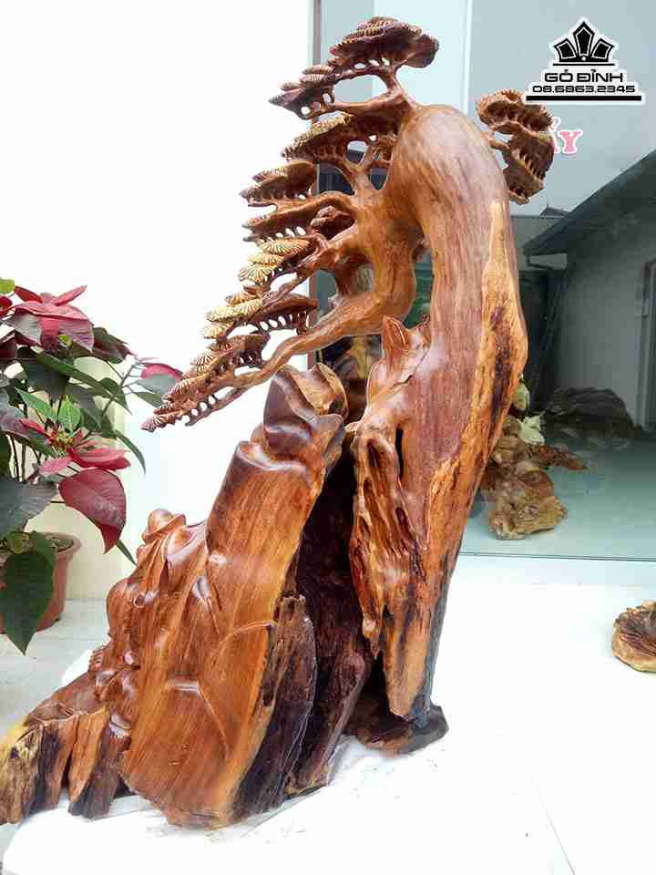 Tuong-Phat-Di-Lac-Ngoi-Goc-Tung-Go-Huong