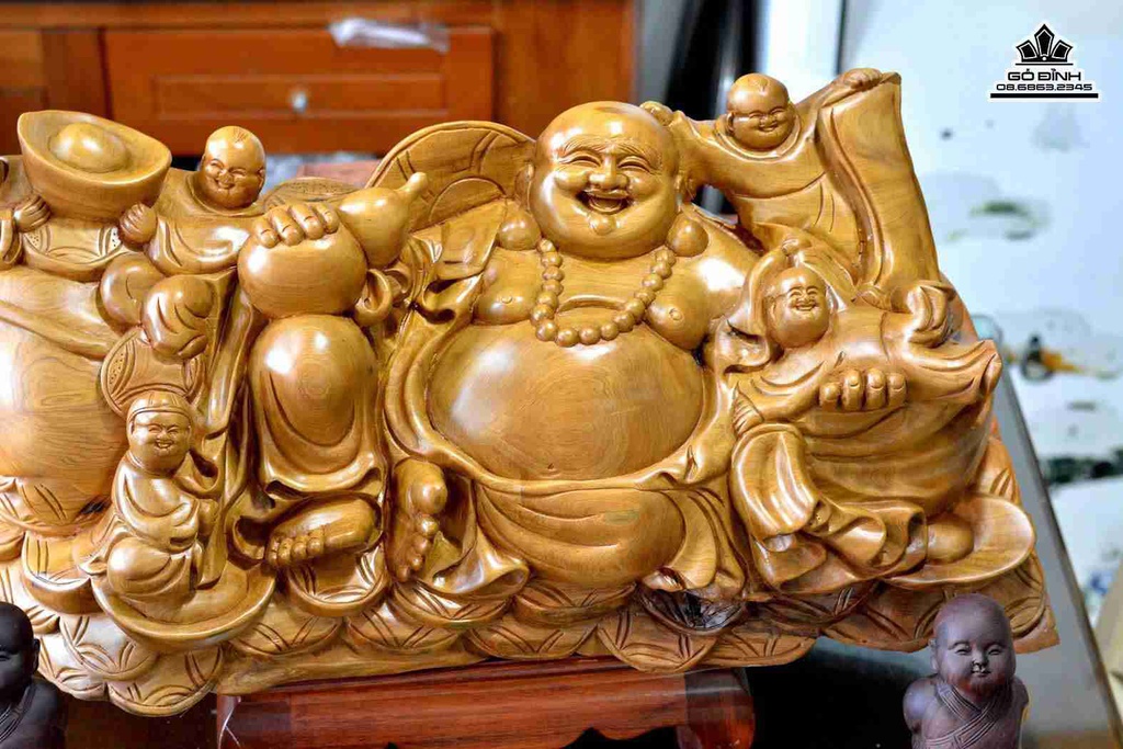 gia-tuong-Phat-di-lac-va-ngu-phuc-go-bach-xanh-rong-73-cao-28-day-30-cm