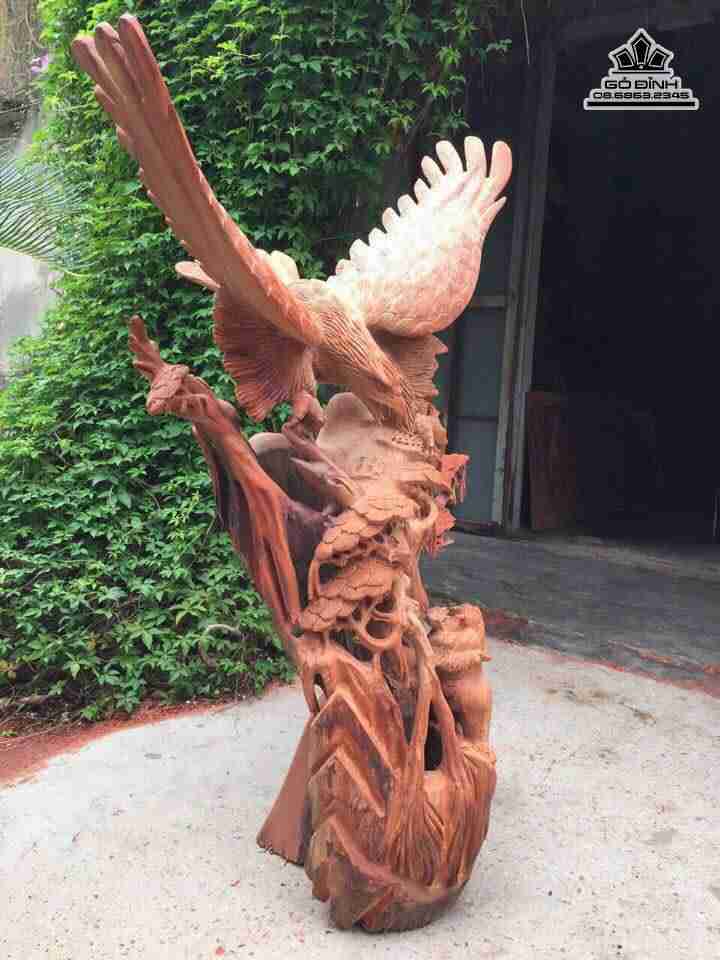 gia-Anh-hung-tuong-ngo-go-huong-cao-1m12-rong-70-day-45-cm