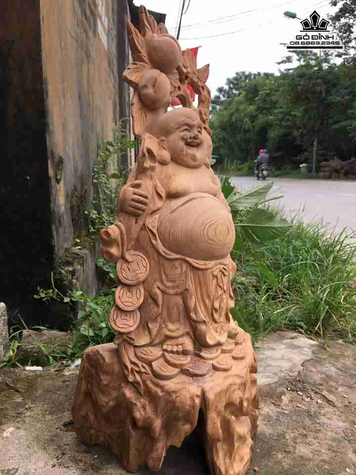 tuong-Phat-di-lac-vac-canh-dao-go-ngoc-am-Ha-Giang-cao-65-rong-25-day-10-cm