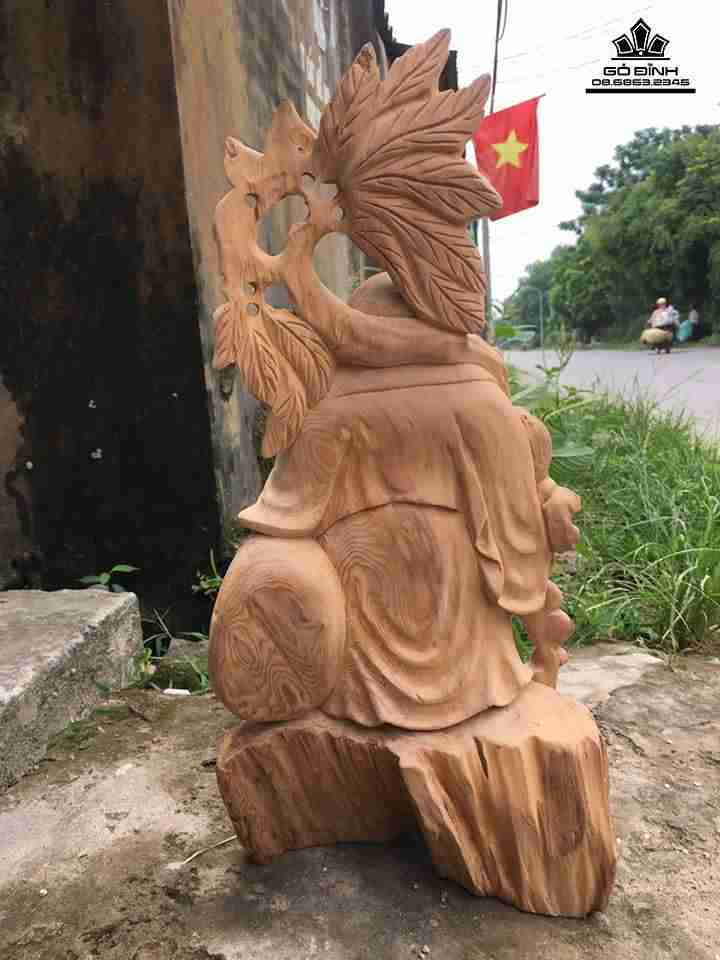 gia-Phat-di-lac-vac-canh-dao-go-ngoc-am-Ha-Giang-cao-65-rong-25-day-10-cm