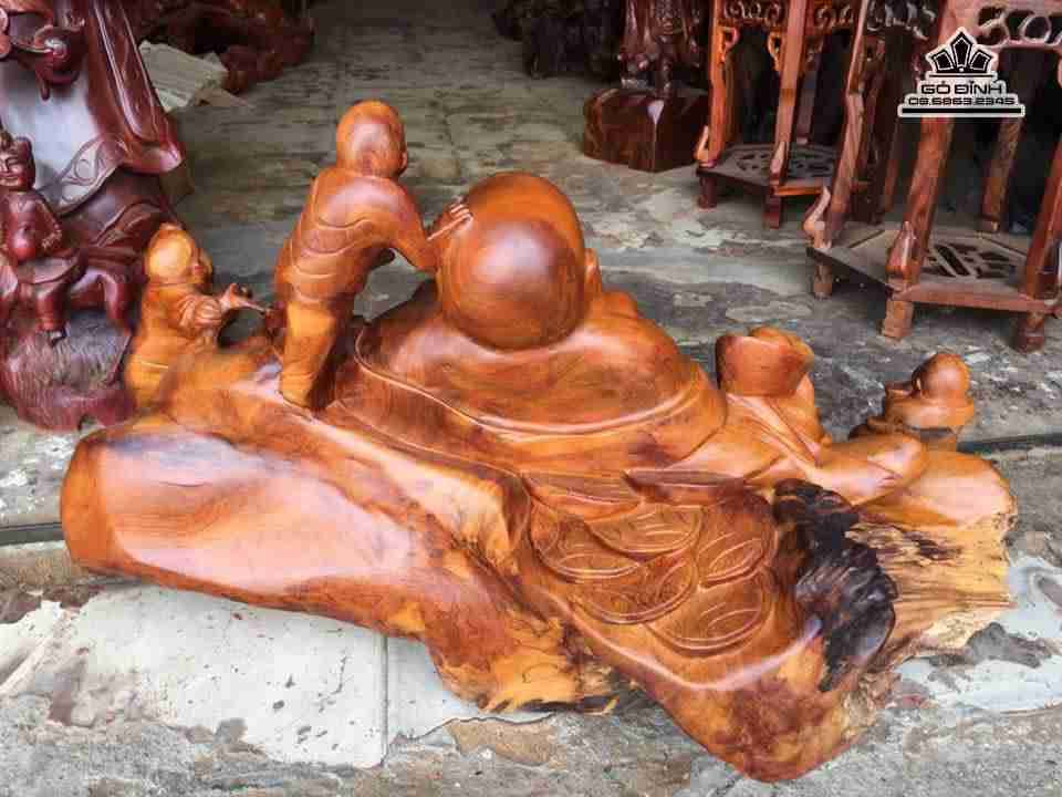 Phat-di-lac-va-tam-phuc-go-huong-dai-65-cao-40-sau-35