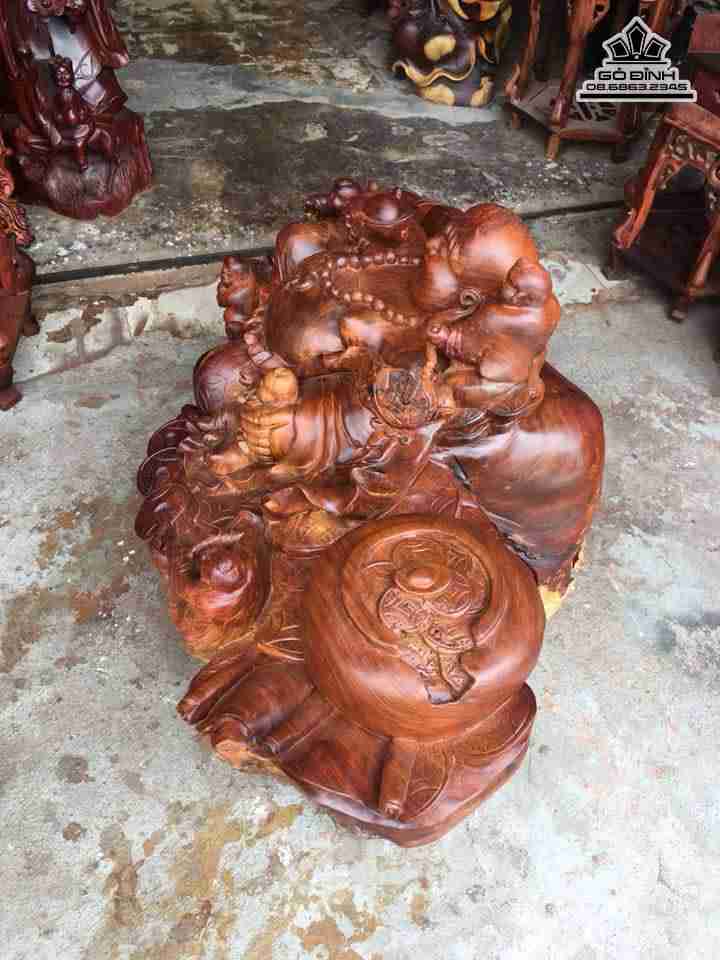 Phat-di-lac-va-ngu-phuc-go-huong-rong-100-cao-55-sau-45-cm-