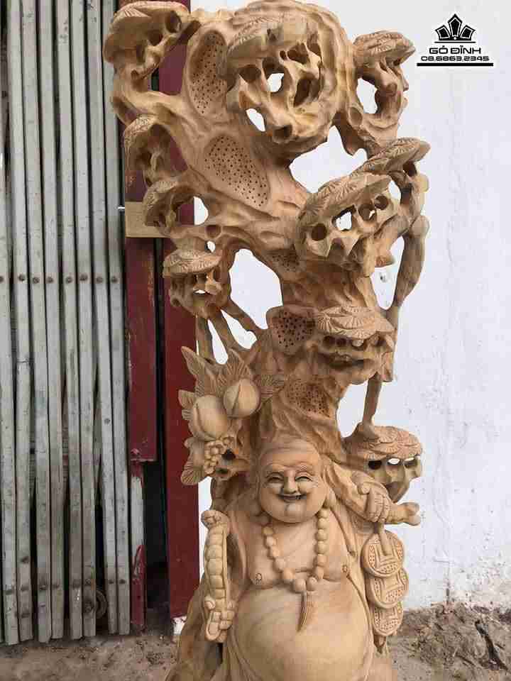 mua-Phat-di-lac-dung-goc-tung-go-xa-xi-cao-80-rong-25-day-26-cm