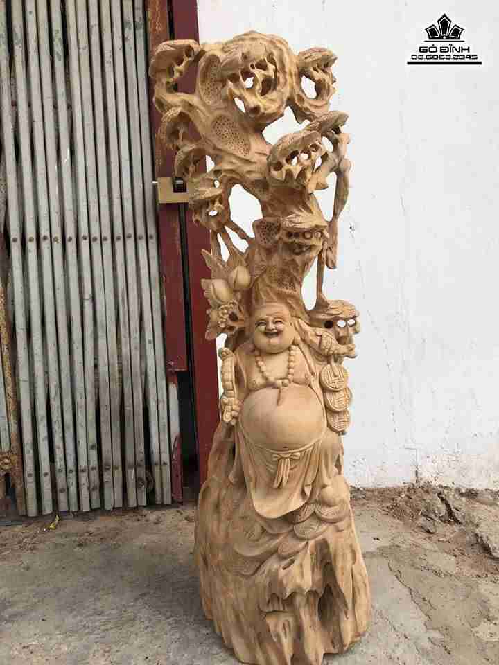 tuong-Phat-di-lac-dung-goc-tung-go-xa-xi-cao-80-rong-25-day-26-cm