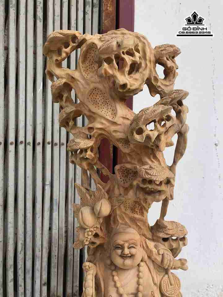 mua-tuong-Phat-di-lac-dung-goc-tung-go-xa-xi-cao-80-rong-25-day-26-cm