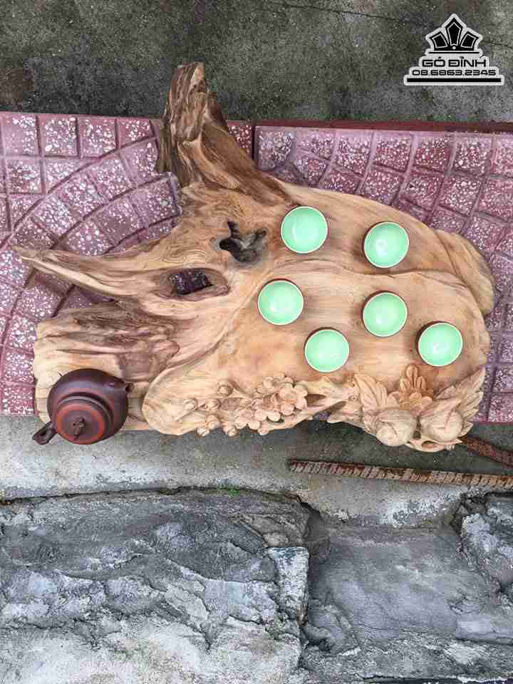 Khay-Tra-Hoa-Mai-Go-Ngoc-Am