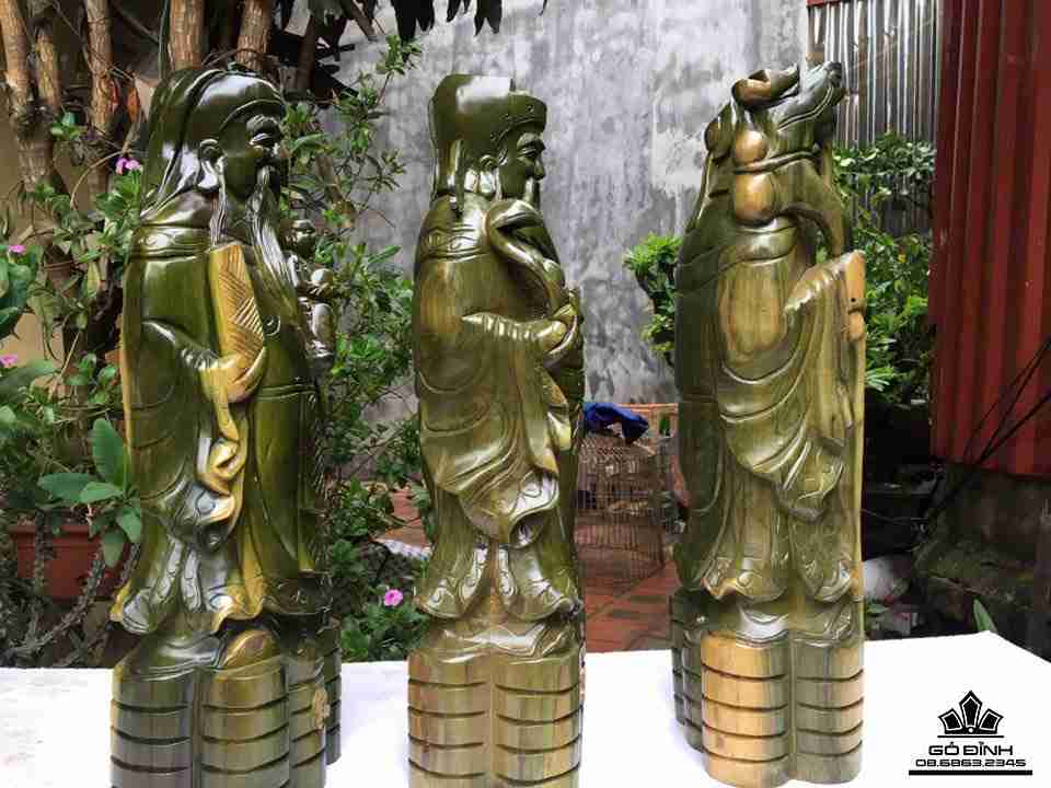 tuong-Tam-da-go-doi-mau-cao-60-rong-18-day-16-cm