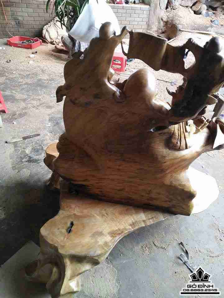 Phat-di-lac-va-nhi-phuc-go-xa-xi-thom 3