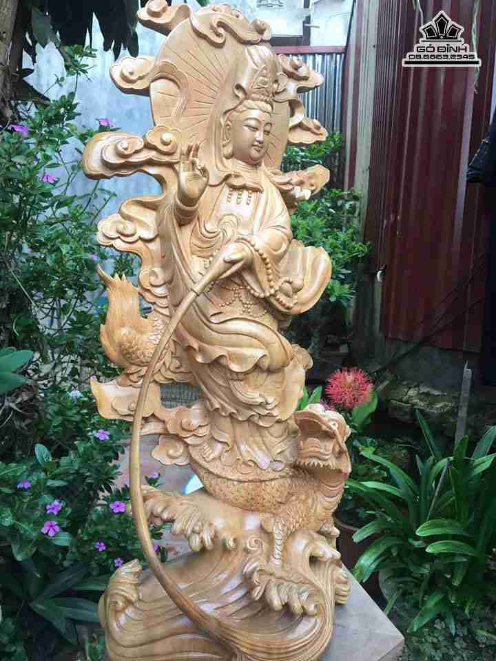 Quan-am-ngu-long-go-po-mu