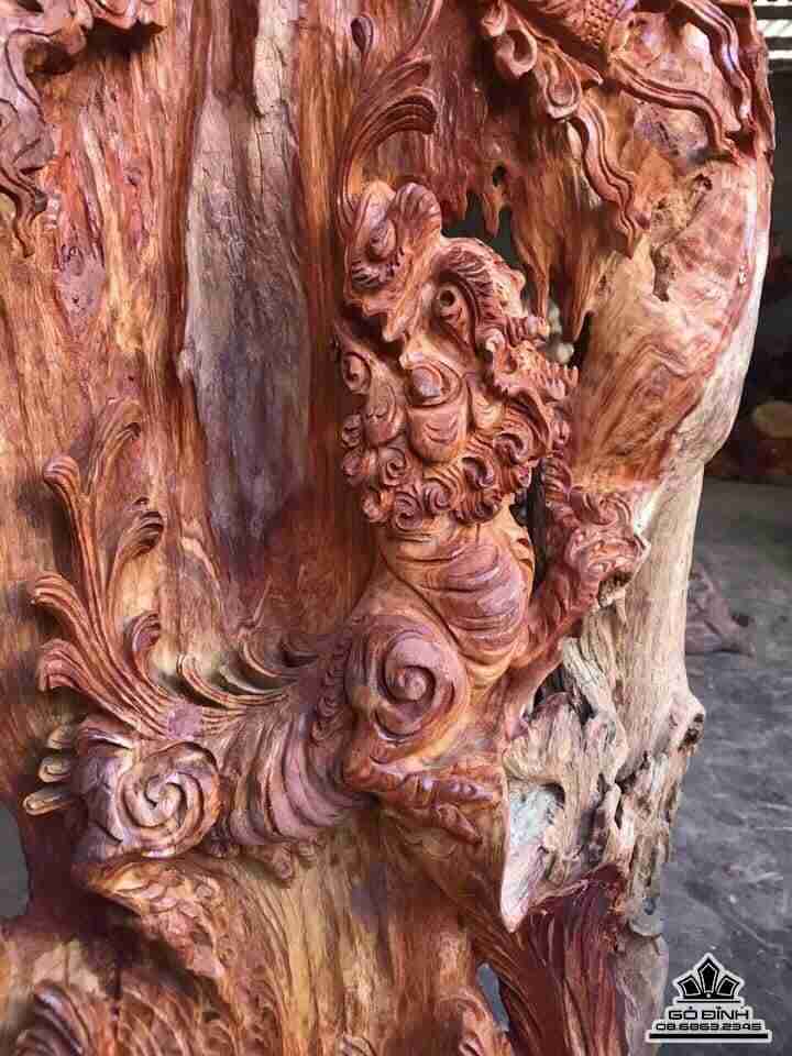 mua-tuong-Tu-linh-go-nu-chun-huong-dai-1m75-rong-58-day-20-cm