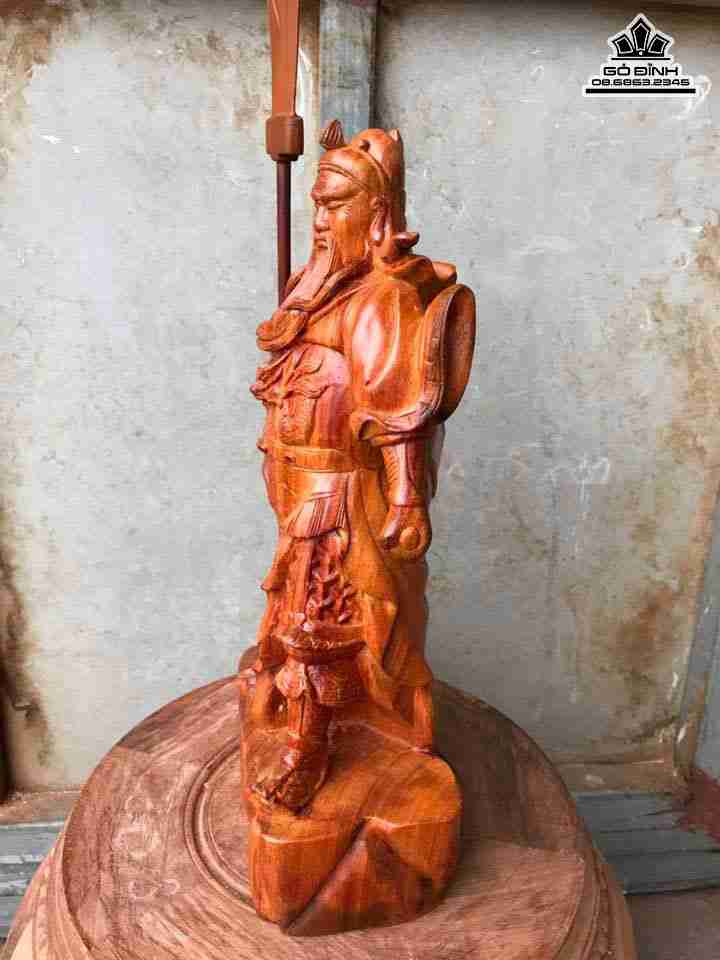 gia-Quan-cong-chong-dao-go-huong-cao-40-rong-17-day-10-cm