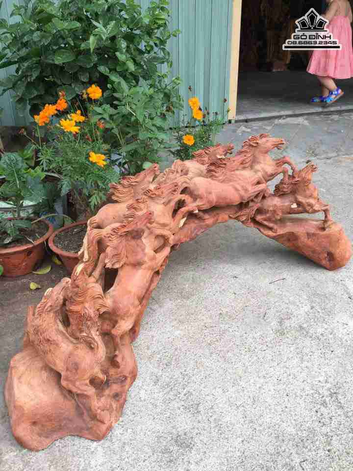 gia-Bat-ma-phi-thien-go-huong-cao-43-rong-105-day-36-cm