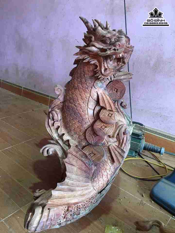 gia-Khay-tra-ca-chep-hoa-rong-go-huong-cao-80-rong-83-day-36-cm