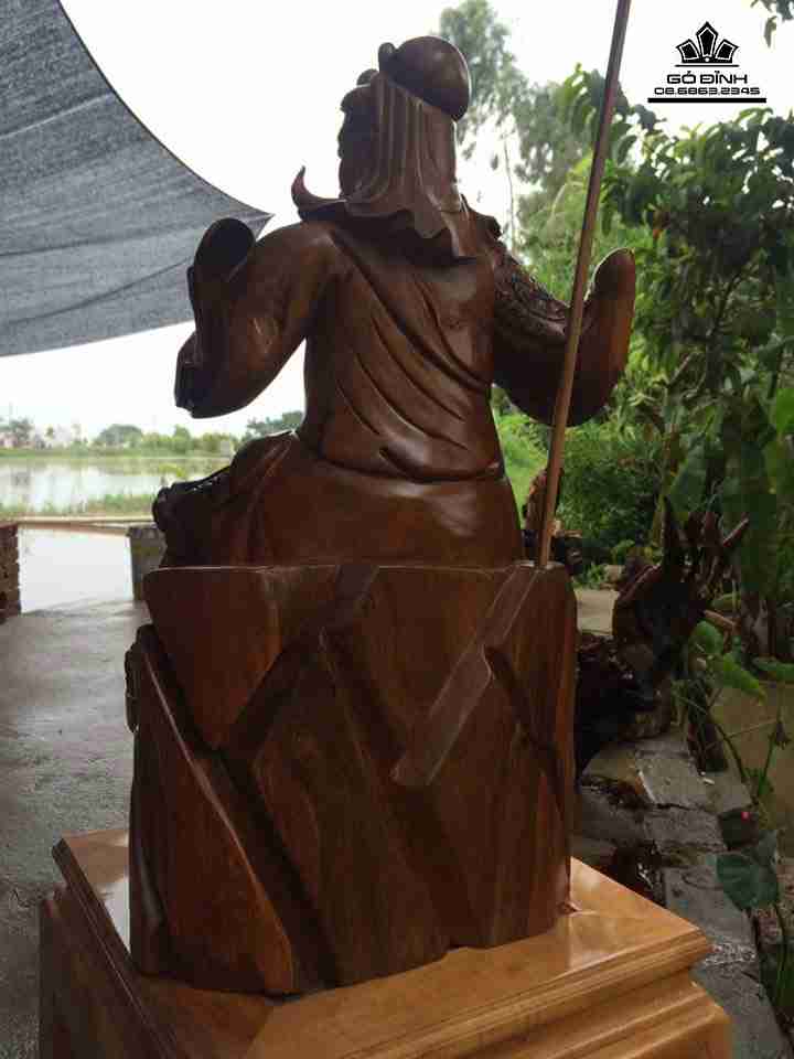 Quan-cong-ngoi-doc-sach-go-bach-xanh-cao-70-rong-42-day-30-cm