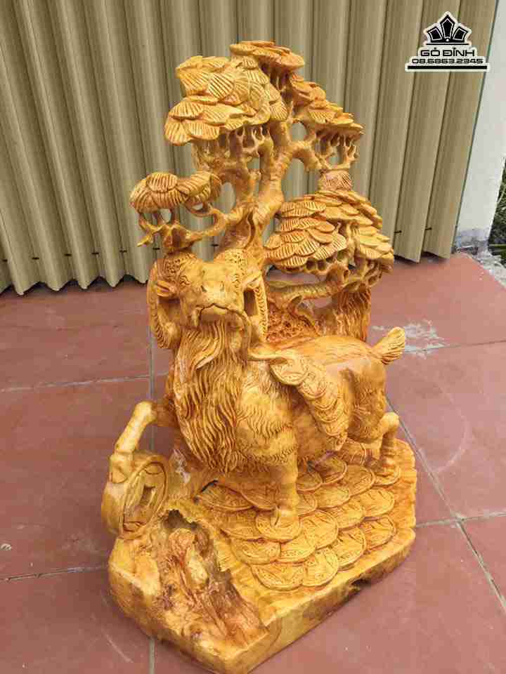 tuong-De-phu-quy-go-nu-khao-cao-56-rong-46-day-28-cm