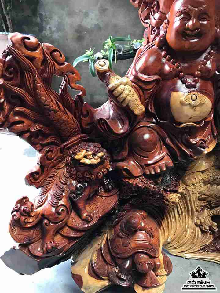 gia-Phat-di-lac-tu-linh-go-huong-cao-100-ngang-80-day-45-cm