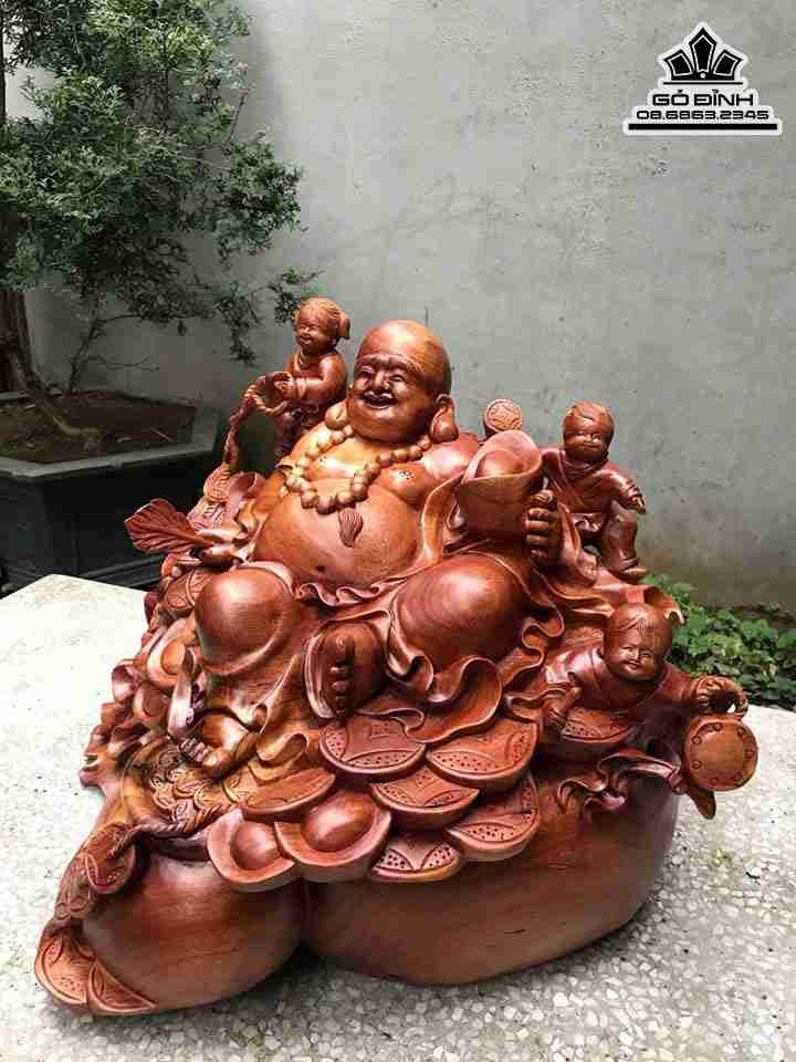 Tuong-Phat-Di-Lac-Ngoi-Tam-Phuc-Go-Xa-Xi