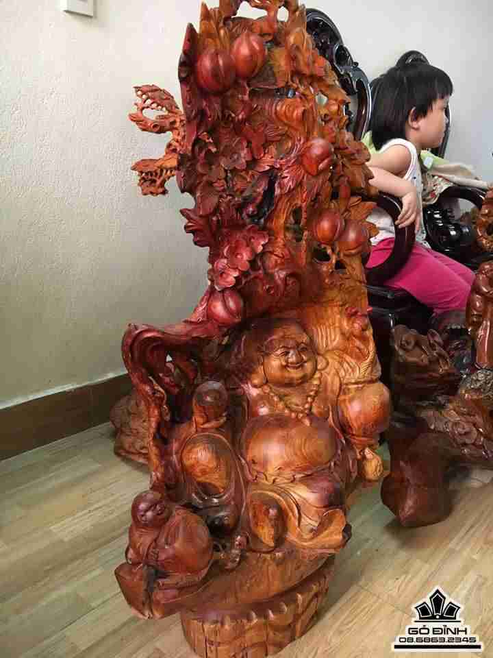 Phật di lặc ngồi gốc đào gỗ hương  1