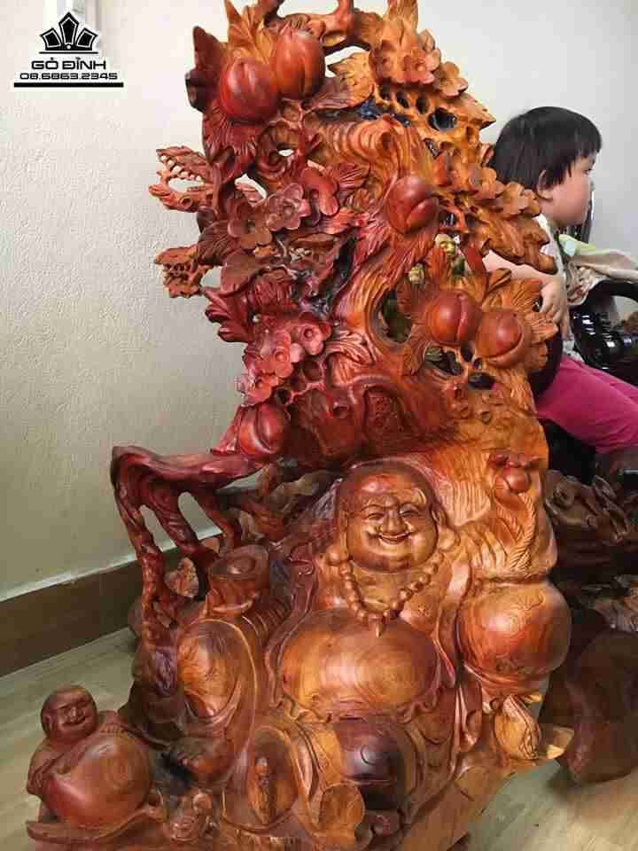 Phật di lặc ngồi gốc đào gỗ hương  2