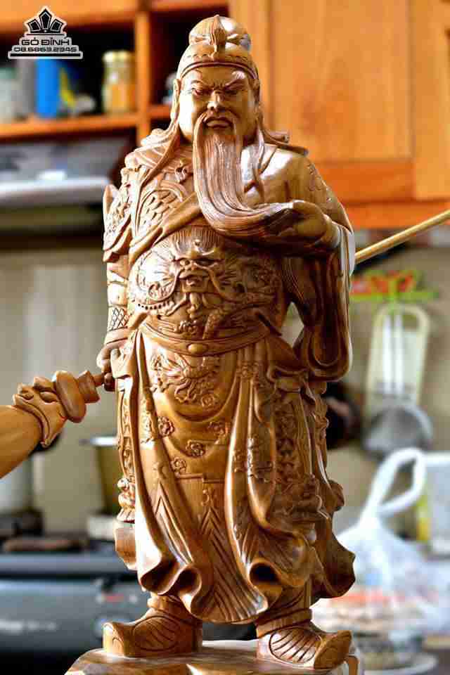 Quan công giương đao gỗ bách xanh thơm 1