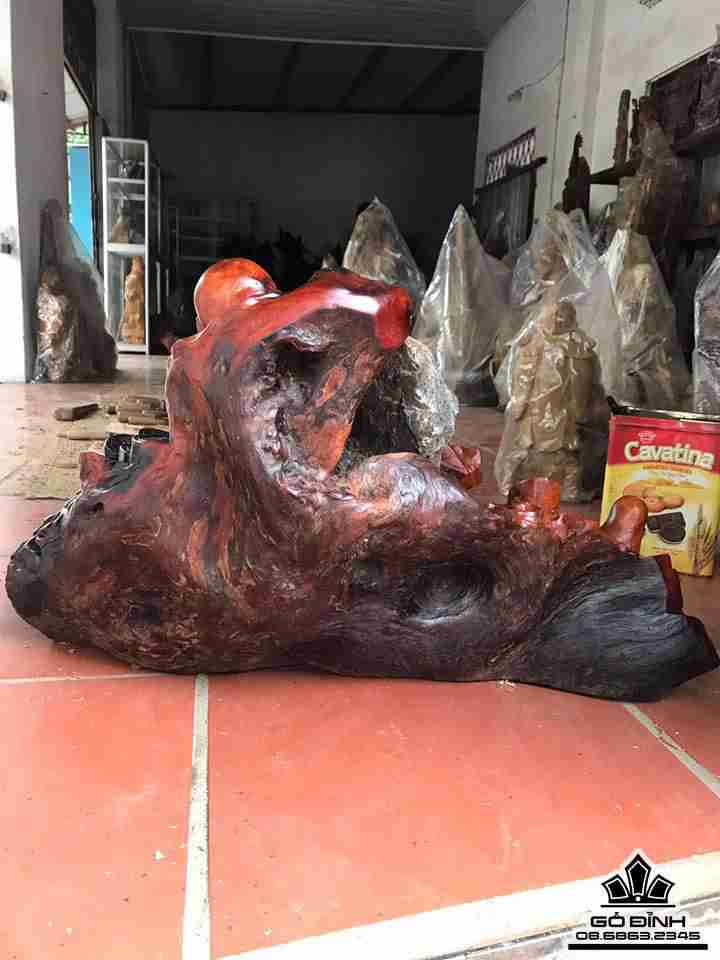 Phật di lặc cưỡi rùa gỗ hương ôm đá  2